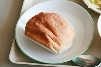 学校給食：米粉パン